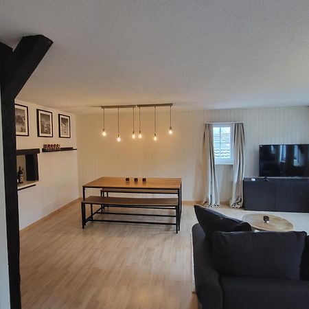 Stylish Apartment In The Heart Of Zug By Airhome Bilik gambar
